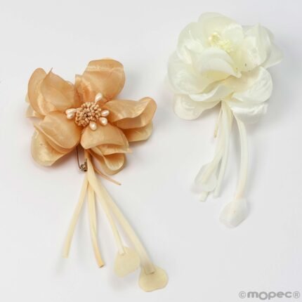 Broche flor marfil/beige