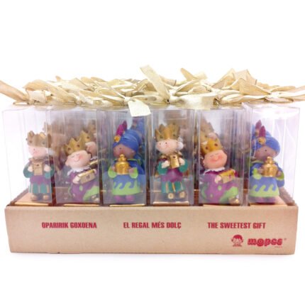 Expositor de 30 estuches con figuras de los Reyes Magos Pit & Pita y 3 chocolatinas